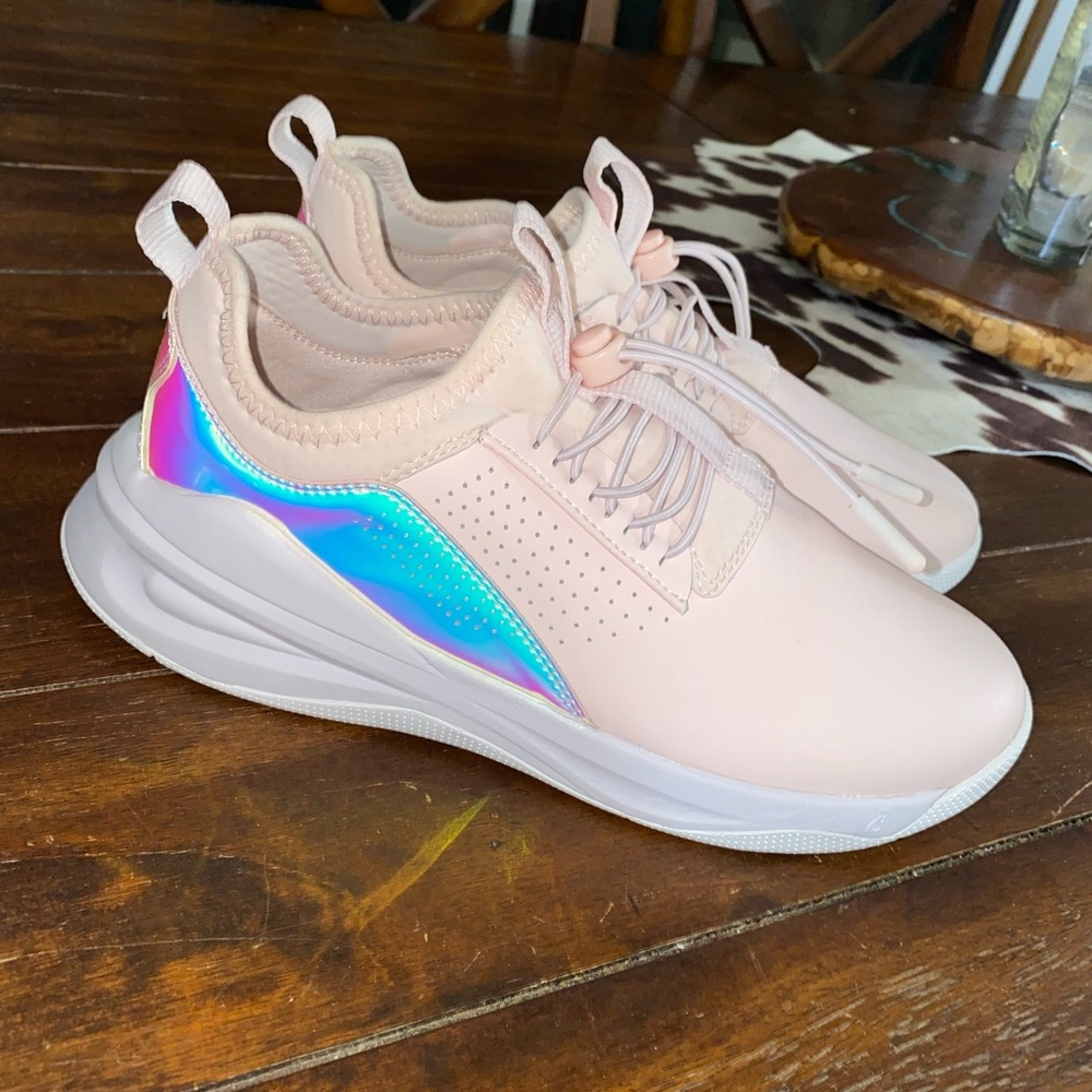The 2021 LIMITED EDITION CLOVE SHOES